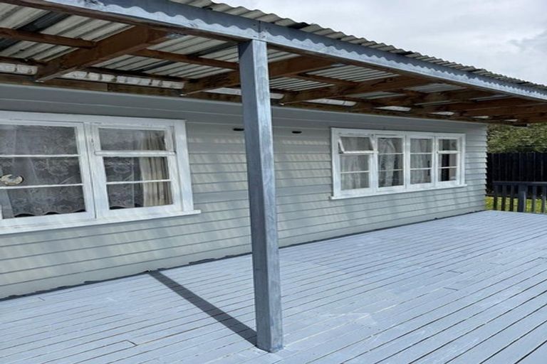 Photo of property in 2/18 Tahi Terrace, Glen Eden, Auckland, 0602