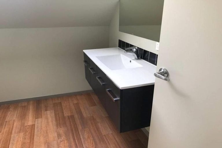 Photo of property in 56 Somerset Crescent, Spreydon, Christchurch, 8024