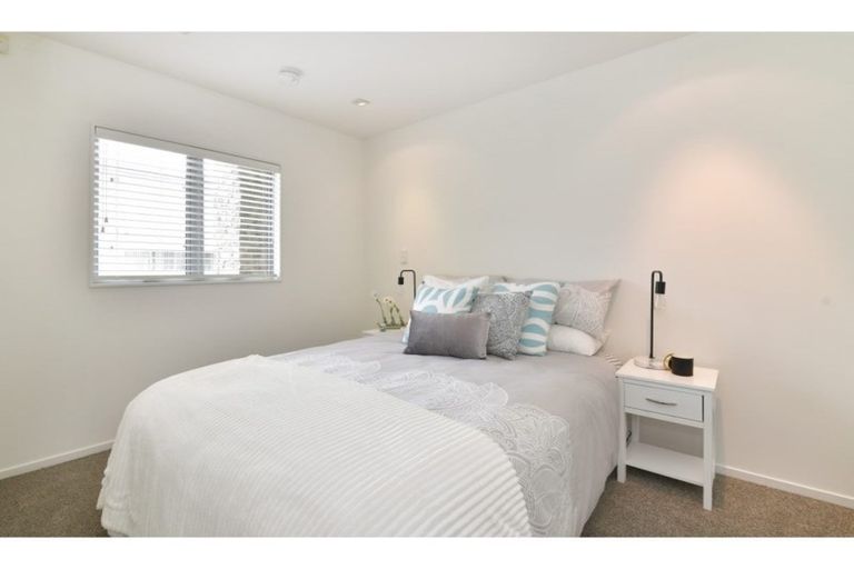 Photo of property in 206/252 Centreway Road, Orewa, 0931