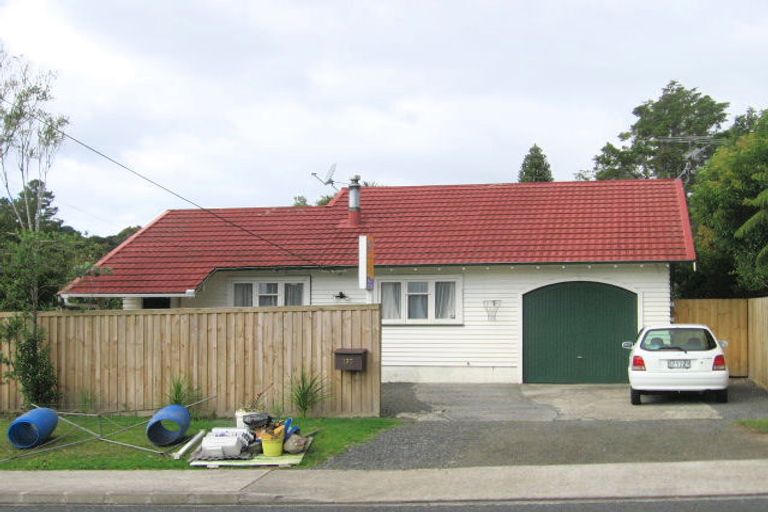 Photo of property in 160 Atkinson Road, Titirangi, Auckland, 0604