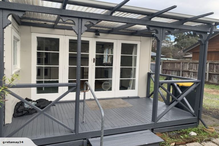 Photo of property in 294 Keyes Road, New Brighton, Christchurch, 8083