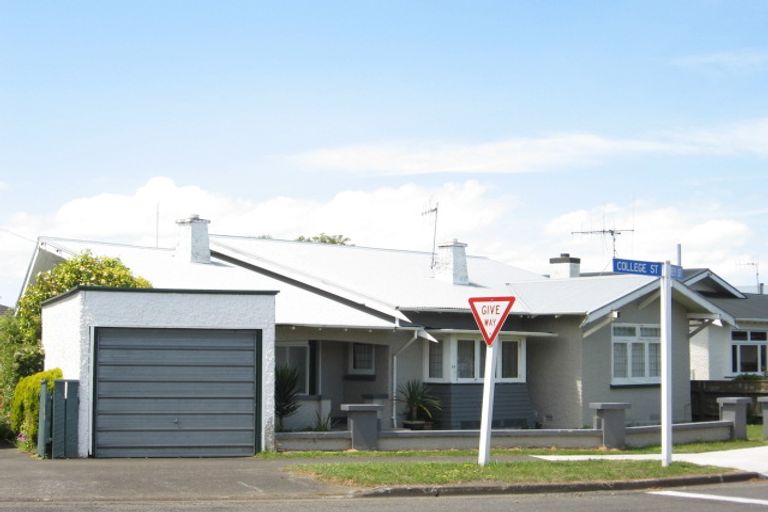 Photo of property in 26 College Street, College Estate, Whanganui, 4500