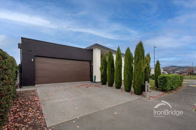 Photo of property in 16 David Buist Crescent, Halswell, Christchurch, 8025
