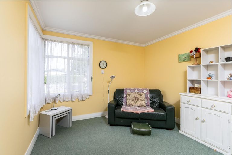 Photo of property in 108 Shearman Street, Waimate, 7924