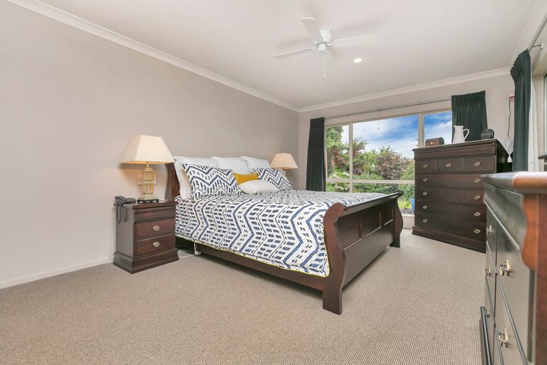Photo of property in 10 Station Road, Pukekohe, 2120
