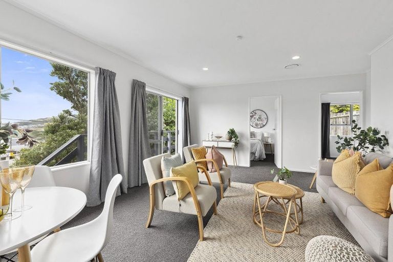 Photo of property in 2/236 Helston Road, Paparangi, Wellington, 6037