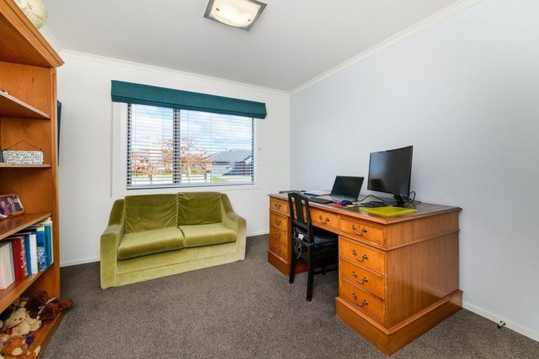 Photo of property in 3 Accolade Street, Feilding, 4702