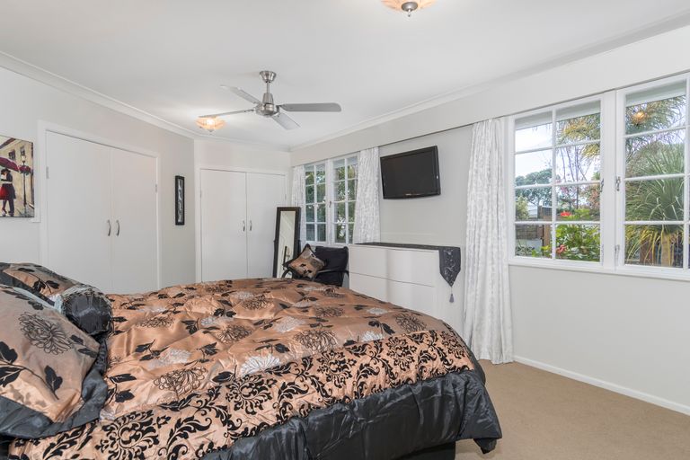 Photo of property in 19 Roderick Street, Otumoetai, Tauranga, 3110