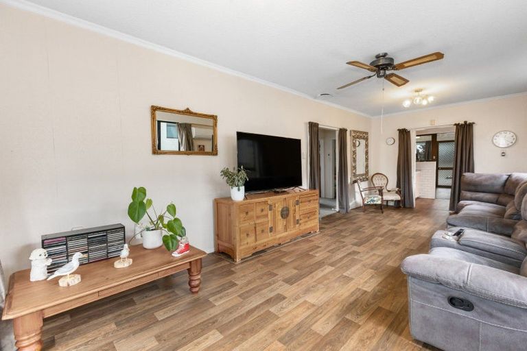 Photo of property in 12 Lawrence Avenue, Te Aroha, 3320