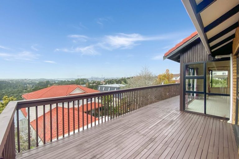 Photo of property in 12 Bragato Place, Chatswood, Auckland, 0626
