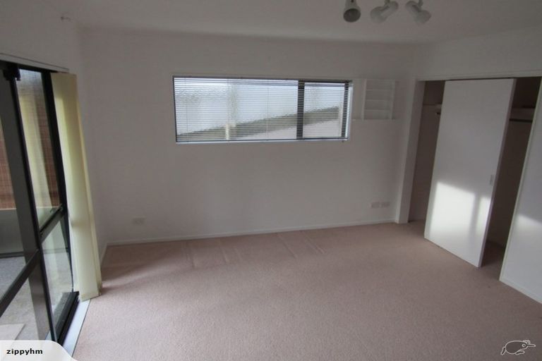 Photo of property in 32a Agra Crescent, Khandallah, Wellington, 6035