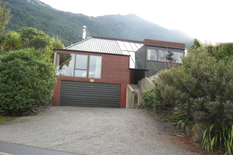 Photo of property in 34 Arawata Terrace, Sunshine Bay, Queenstown, 9300