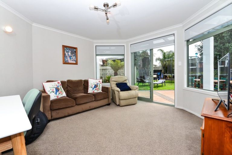 Photo of property in 37 Glen Lynne Avenue, Queenwood, Hamilton, 3210