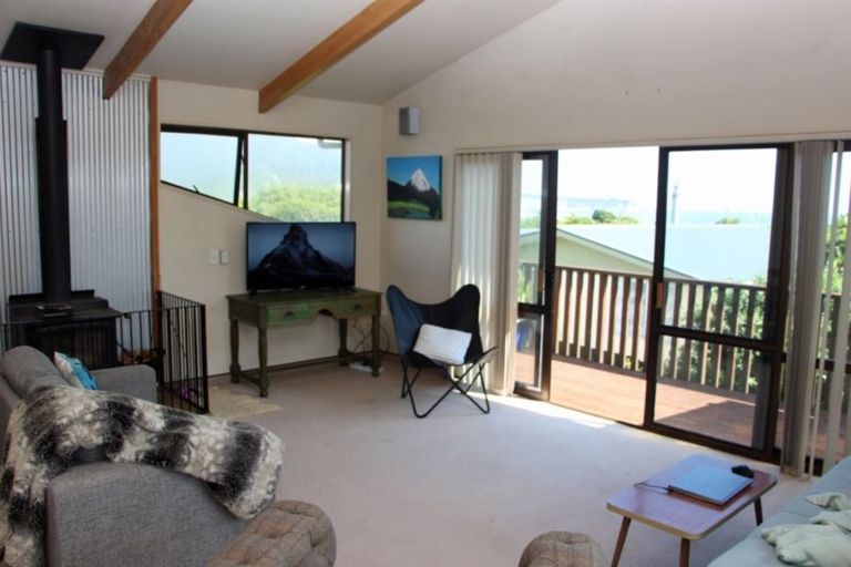 Photo of property in 3 Holland Street, Rapahoe, Greymouth, 7803