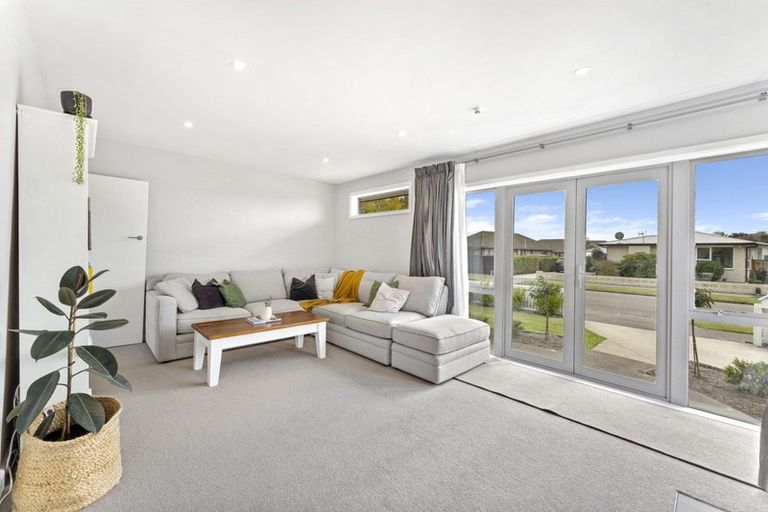 Photo of property in 4 Chevy Place, Hoon Hay, Christchurch, 8025