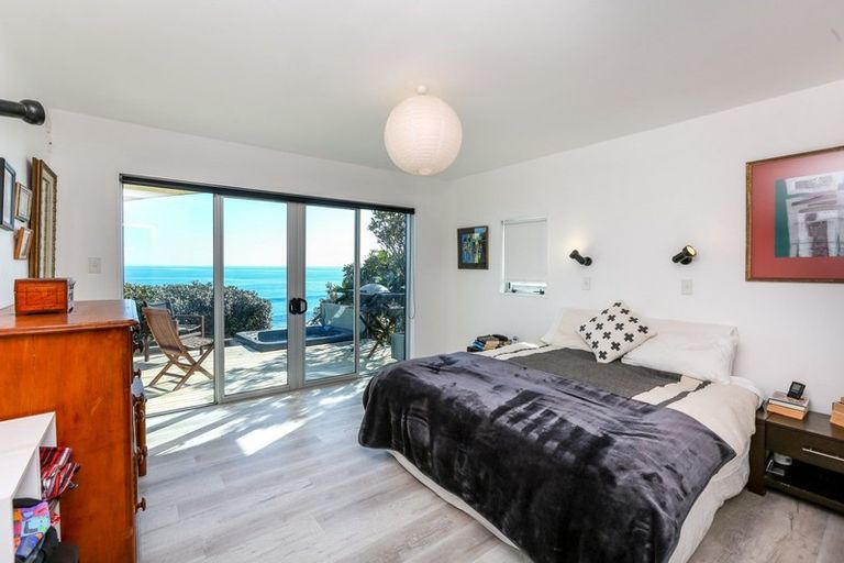 Photo of property in 93 Messenger Terrace, Oakura, 4314