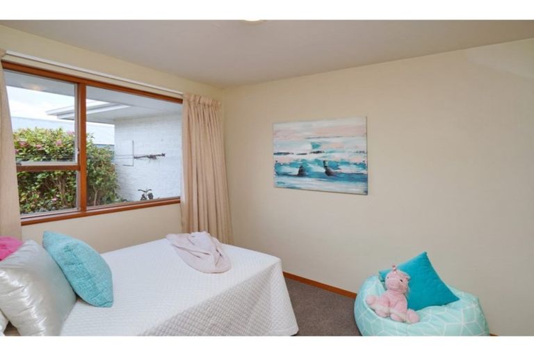 Photo of property in 2/33 Eastling Street, Bishopdale, Christchurch, 8053