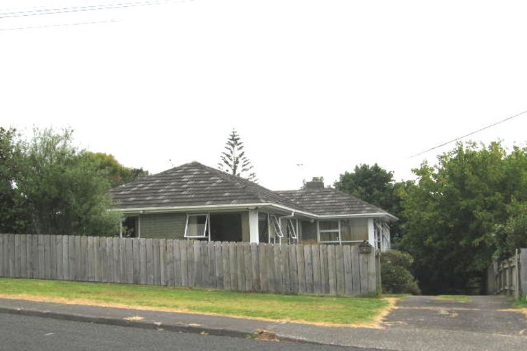 Photo of property in 24 Salisbury Road, Birkdale, Auckland, 0626