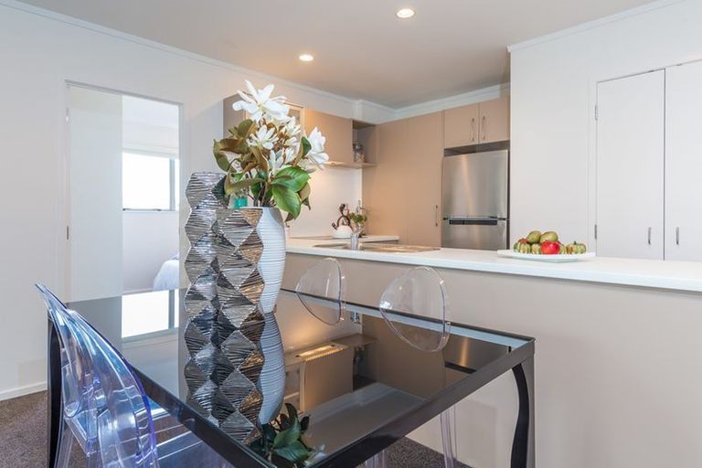 Photo of property in 325/26 Morningside Drive, Morningside, Auckland, 1025