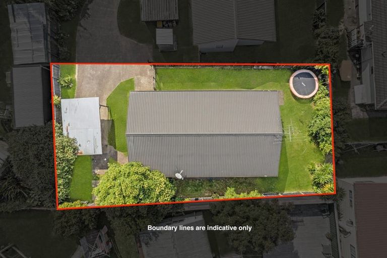 Photo of property in 2/6 Trounson Avenue, Clendon Park, Auckland, 2103