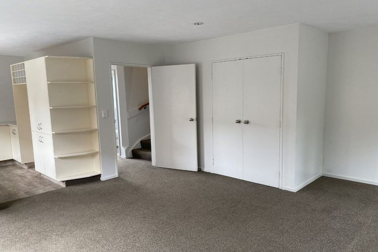 Photo of property in 2/90 Picton Avenue, Riccarton, Christchurch, 8011