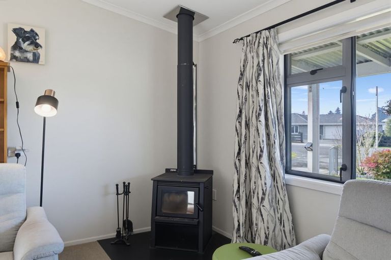 Photo of property in 18 Bell Street, Otane, 4202