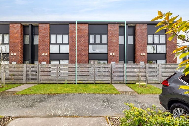 Photo of property in 16/17 Warwick Street, Richmond, Christchurch, 8013
