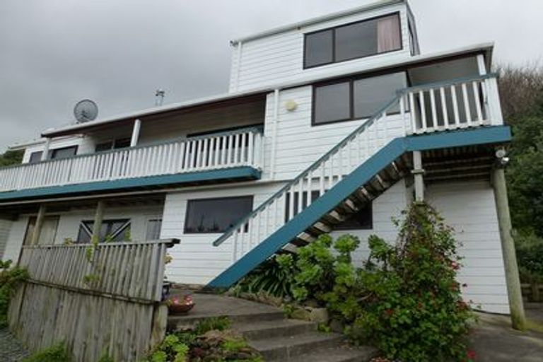 Photo of property in 13c Makorori Beach Road, Makorori, Gisborne, 4073