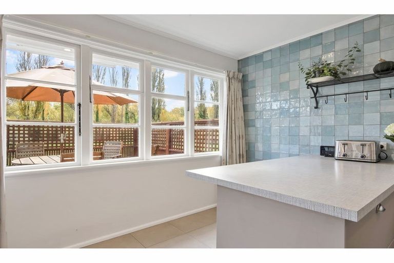 Photo of property in 101 Kainga Road, Kainga, Christchurch, 8083