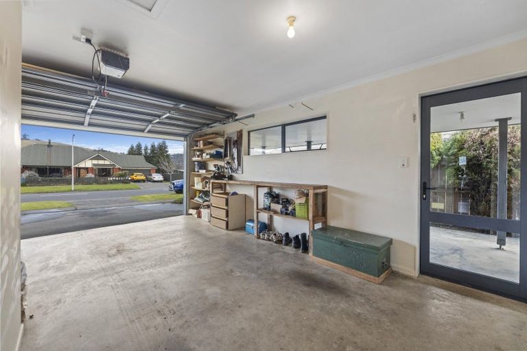 Photo of property in 137 Hagart-alexander Drive, Mosgiel, 9024