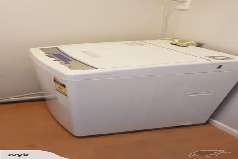 Photo of property in 98 Litten Road, Cockle Bay, Auckland, 2014