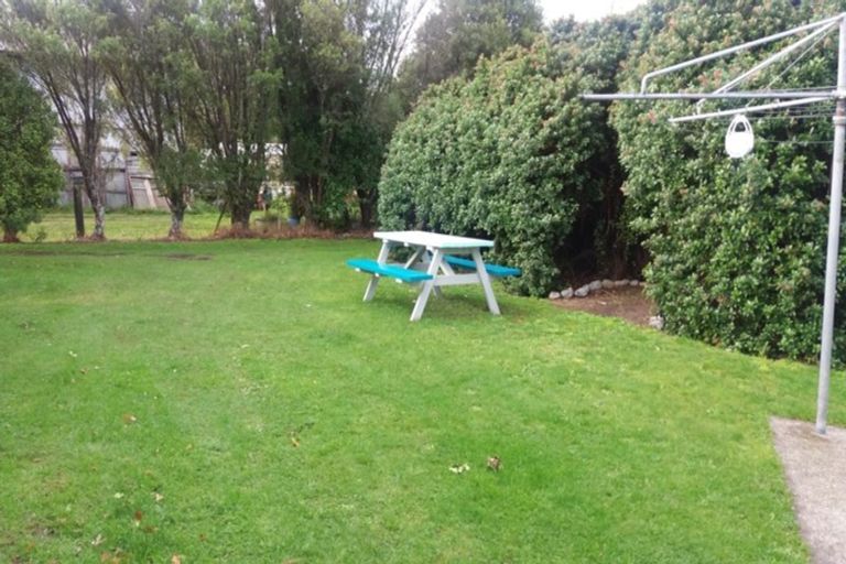 Photo of property in 32 Johnston Street, Featherston, 5710