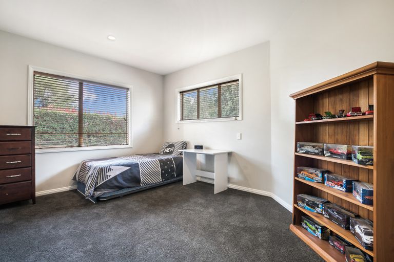 Photo of property in 1 Glencairn Place, Buckland, Pukekohe, 2677