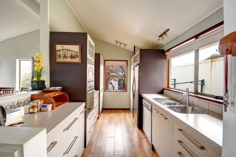 Photo of property in 9a Jane Street, Macandrew Bay, Dunedin, 9014