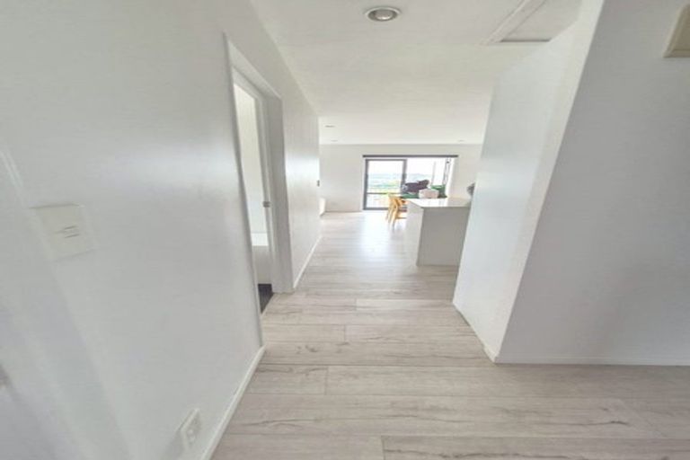 Photo of property in 3a/10 Crown Lynn Place, New Lynn, Auckland, 0600