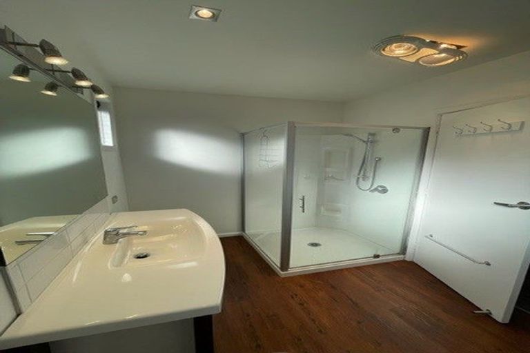 Photo of property in 9 Powell Crescent, Ilam, Christchurch, 8041