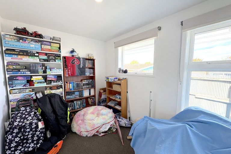 Photo of property in 1/72 Epsom Road, Sockburn, Christchurch, 8042