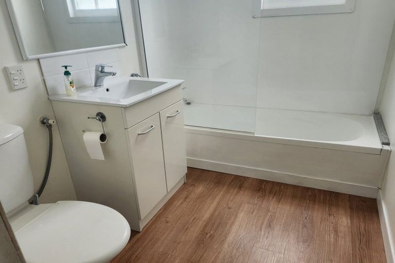 Photo of property in 10a Hereford Street, West End, Palmerston North, 4410