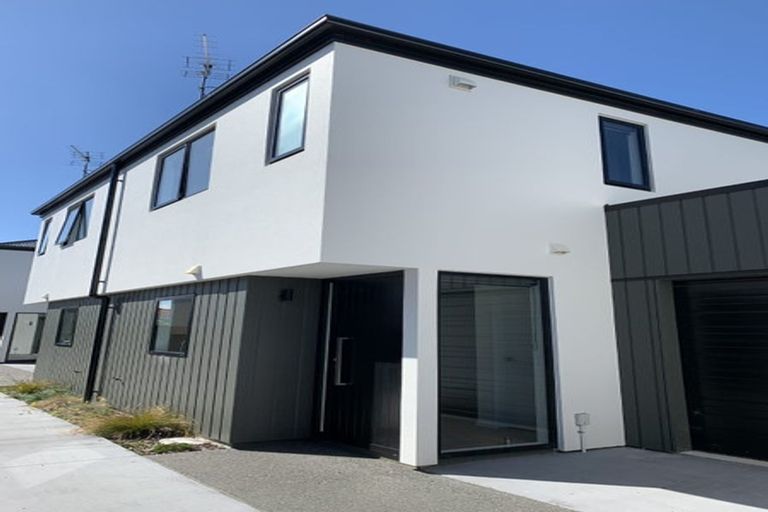 Photo of property in 2/47 Bletsoe Avenue, Spreydon, Christchurch, 8024