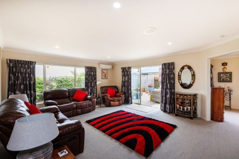 Photo of property in 30 Ursula Drive, Feilding, 4702