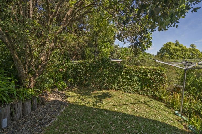 Photo of property in 35 Whiritoa Beach Road, Whiritoa, Whangamata, 3691