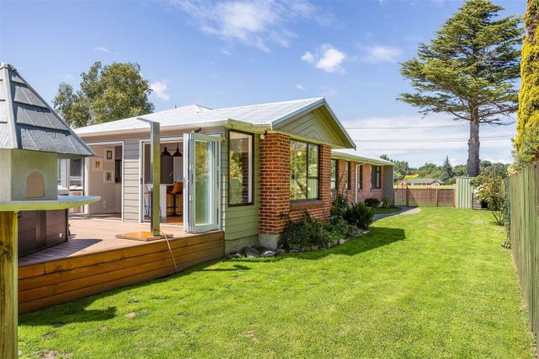 Photo of property in 714 Harewood Road, Harewood, Christchurch, 8051