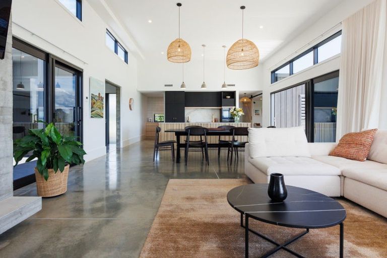 Photo of property in 50 Branksome Place, Aokautere, Palmerston North, 4471