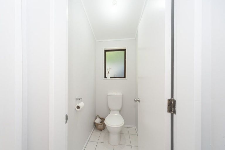 Photo of property in 84a Strathmore Avenue, Strathmore Park, Wellington, 6022