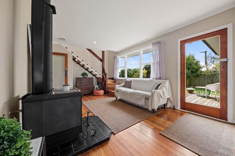 Photo of property in 8 Martbern Crescent, Bishopdale, Christchurch, 8053