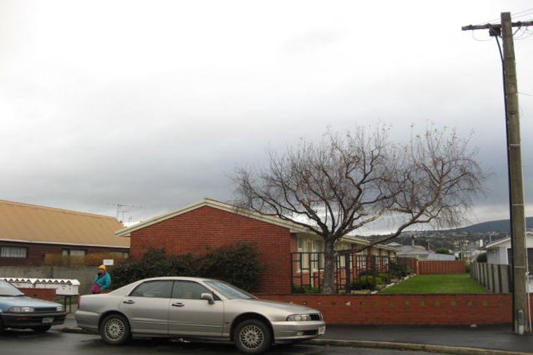 Photo of property in 76 Bay View Road, South Dunedin, Dunedin, 9012