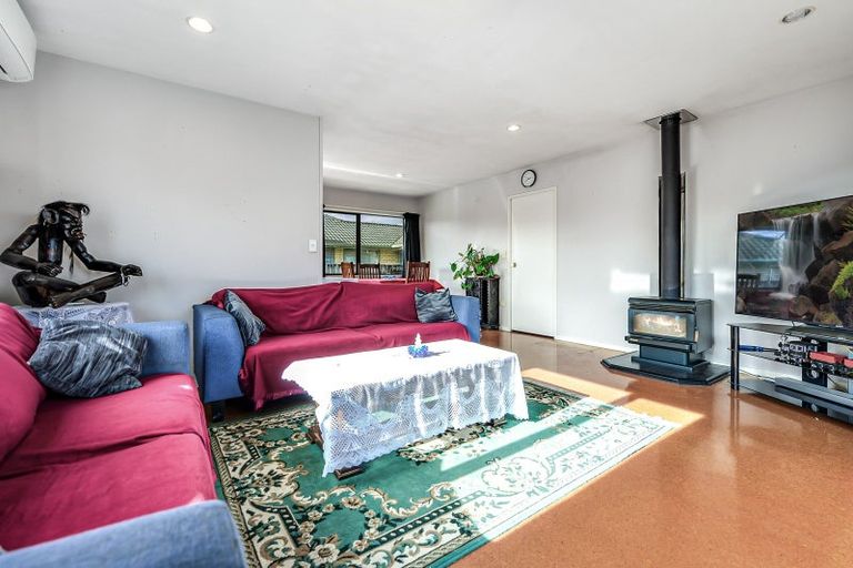 Photo of property in 15a Roy Street, Nawton, Hamilton, 3200