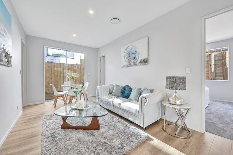 Photo of property in 40 Drumnaconagher Road, Flat Bush, Auckland, 2019