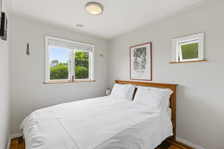 Photo of property in 5a Paneta Street, Paekakariki, 5034