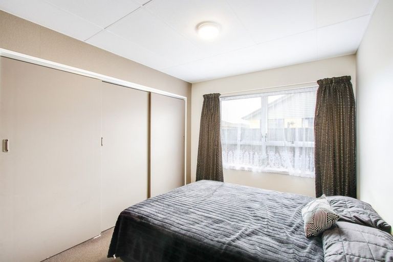 Photo of property in 6/8 Lee Road, Taradale, Napier, 4112